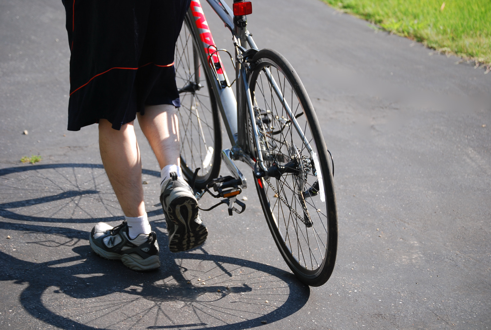 ズボンや服についた自転車のチェーンオイルの汚れを落とす方法！